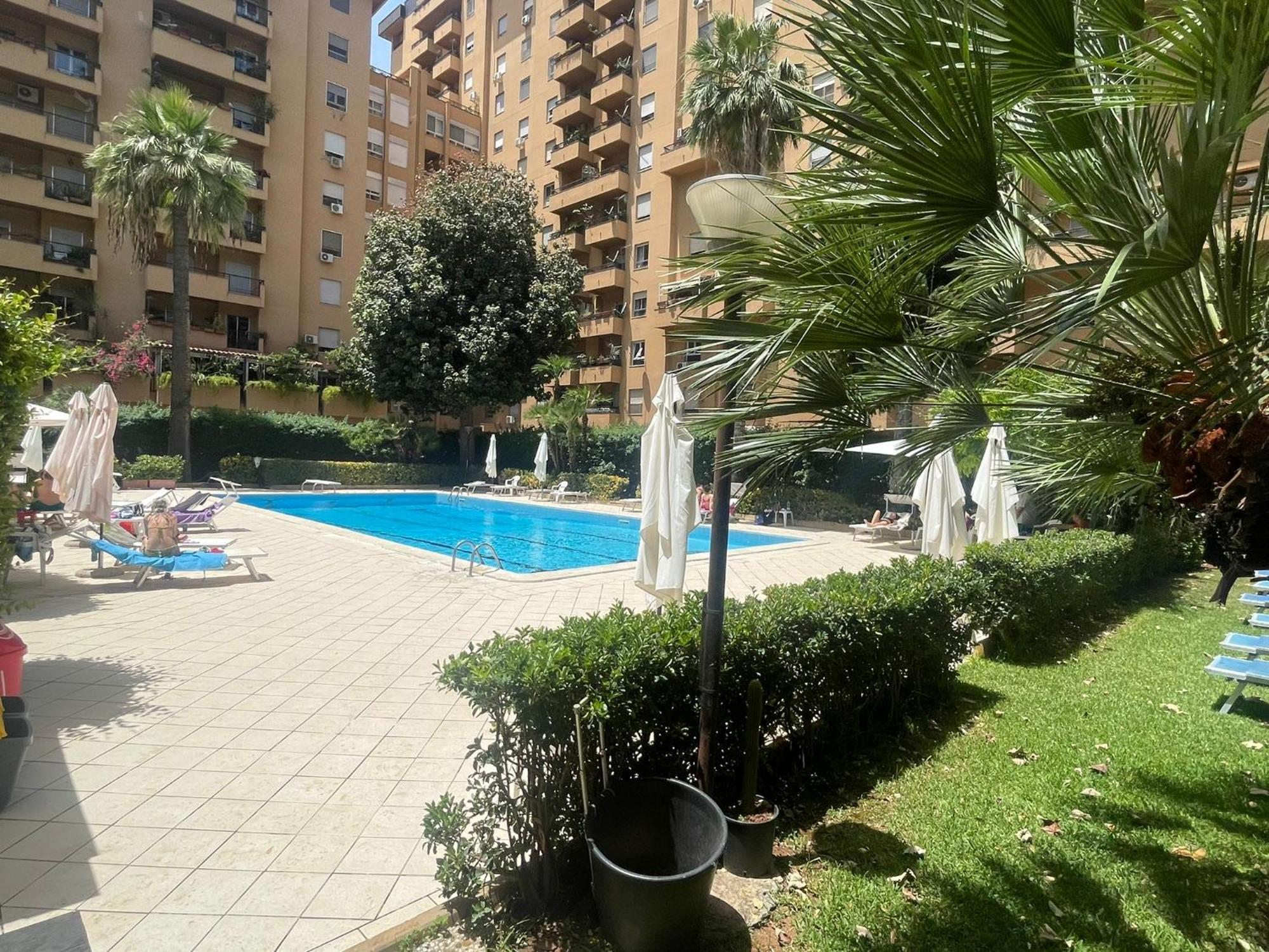 Claudio House Palermo Apartment Bagian luar foto
